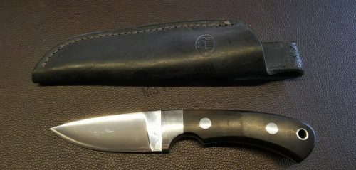 Kés, Puli vadászkés, bőr tokkal